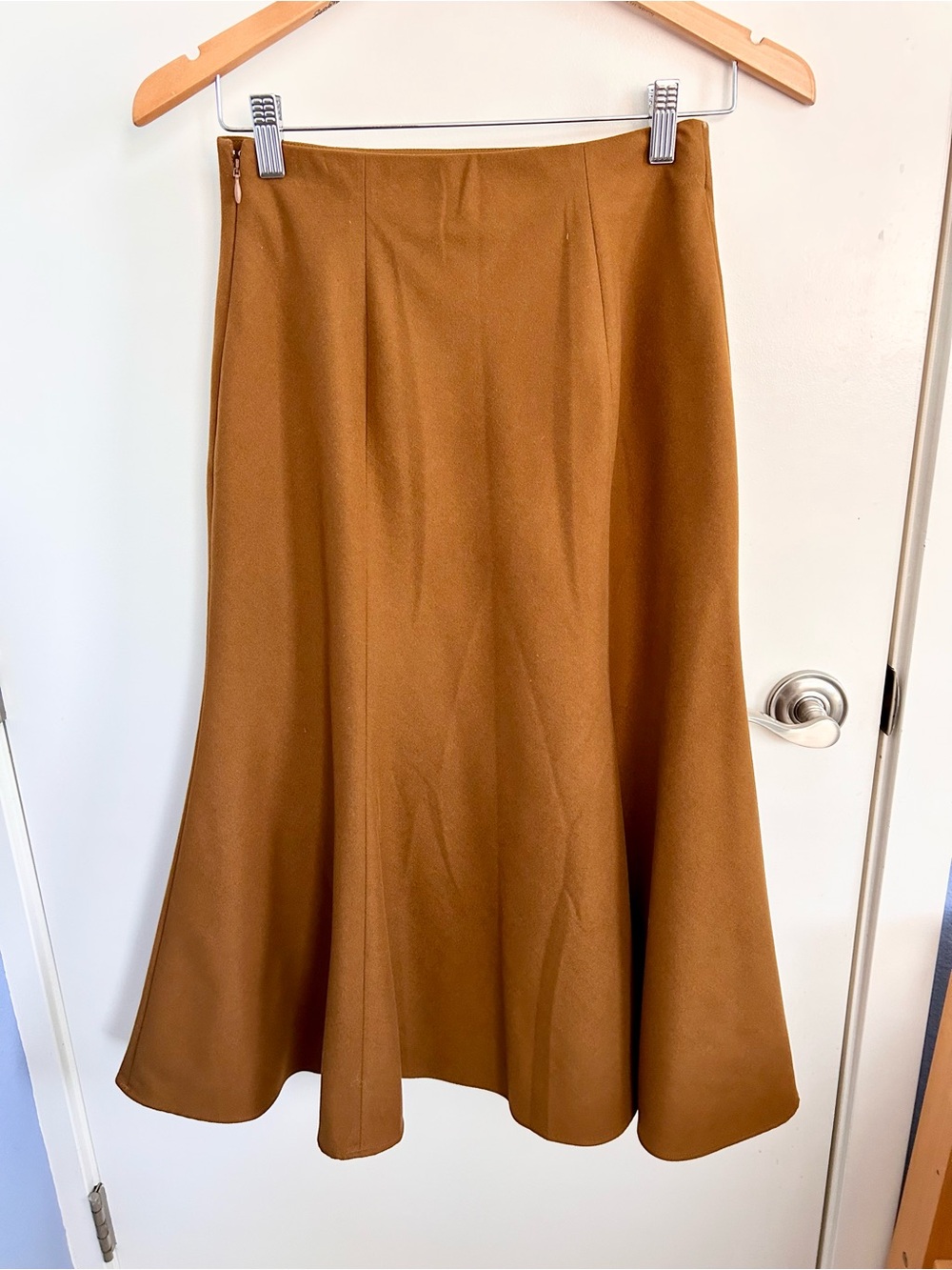 Uniqlo Flare Midi Skirt Musto A-Line High Waist Lined Size 2 Minimalist - Picture 2 of 10